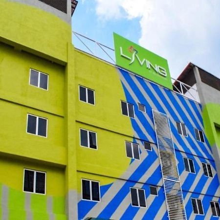 Hotel Living At Dsulaiman Near To Kampung Baru, Chow Kit, كوالالمبور المظهر الخارجي الصورة